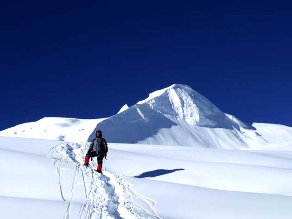 Peak Climbing in Nepal1