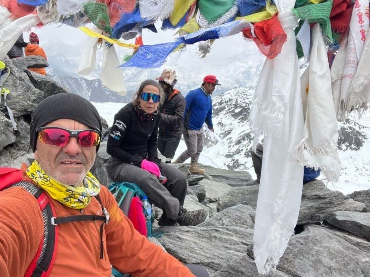 Nepal’s Three Passes Trek: Kongma La offers an unforgettable adventure through high-altitude passes, stunning landscapes, and breathtaking views of the Himalayas.